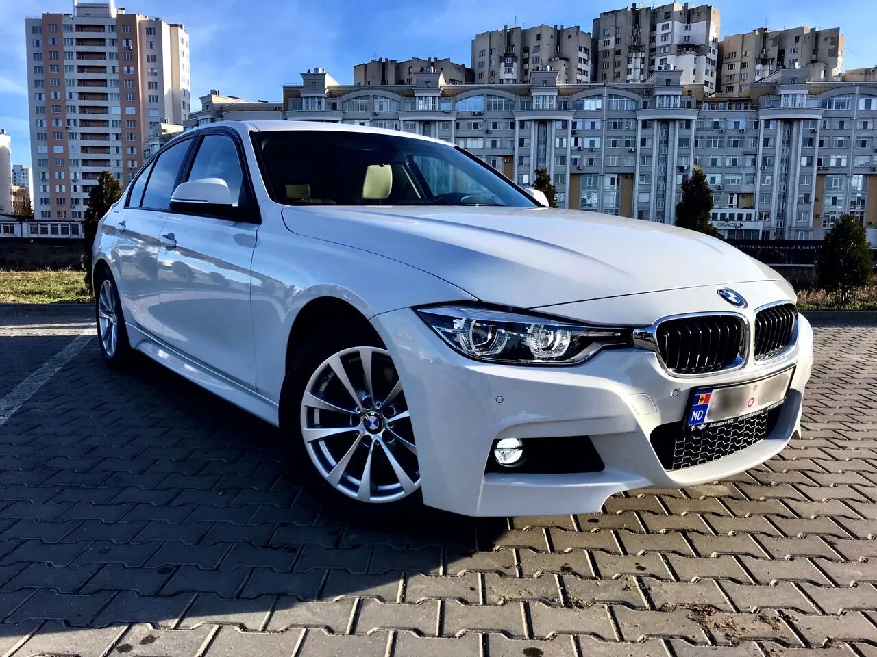 Бмв ф30 320i. BMW 320i f30. BMW f30 2016. БМВ 320 ф30.