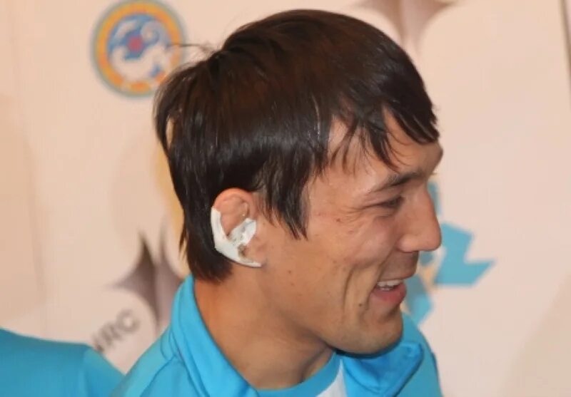 Почему сломаны уши. Акжурек Танатаров. Борцовские уши поломанные.