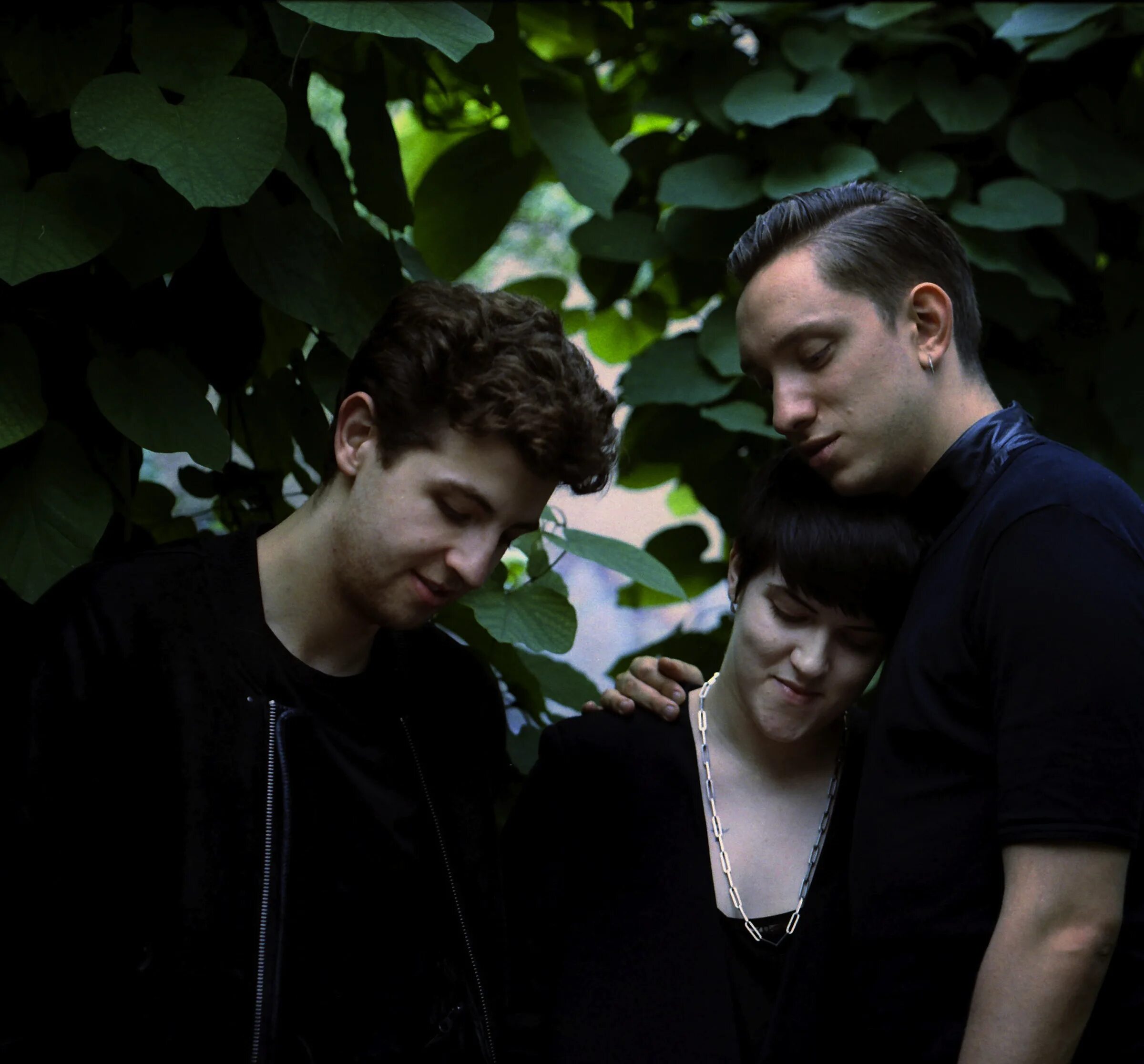 Young uk. The XX Band. The XX участники. The XX фото группы.