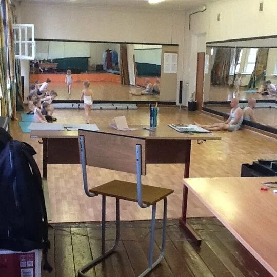 Школа 1113. Школа 1113 москва. школа 1113 дегтярный переулок. школа 1113 москва официальный сайт. 1113 школа театральный класс.