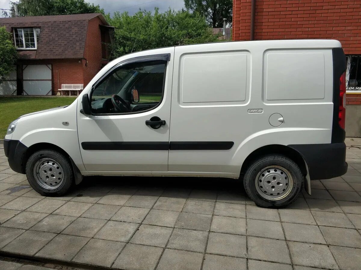 фиат добло 2008 1. фиат добло бензин. фиат добло карго 2021. фиат добло 2007 иммоофф. фиат добло 2012 грузовой.