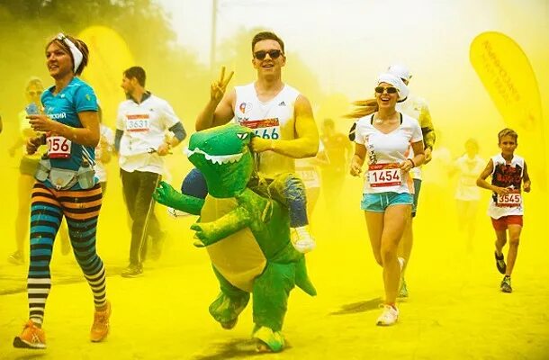 Благотворительный гастрономический забег «run & eat». Фруктовый забег. Фруктовый забег. Апельсиновый забег балашиха. Апельсиновый кросс 2023 балашиха.