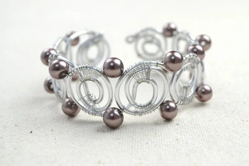 ажурные бусины из проволоки. бусина из проволоки. необычная бижутерия. бусина из проволоки. бусины из проволоки.