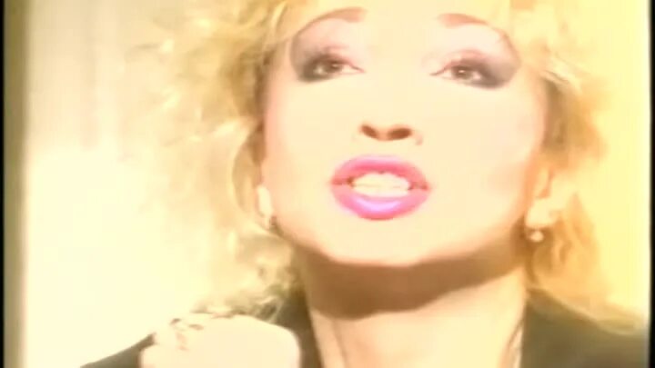 Ирина аллегрова свеча. Аллегрова клип свеча. Ирина аллегрова свечка. Свечка свечечка. Аллегрова клип свеча.