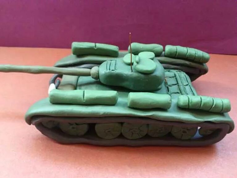 Слепить м. Танк т-34 из пластилина. танк т-34 лепить из пластилина. танк лепка т-34. слепить танк т34 из пластилина поэтапно.