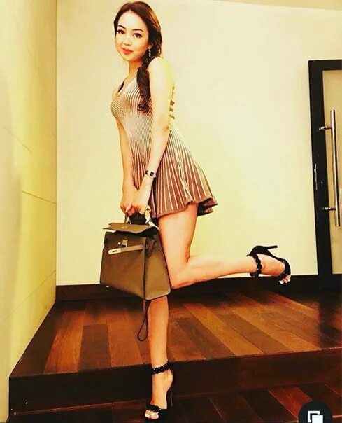 Стилист димаша анель нурашева. Касымжанова анель агыновна. Сікші мені. Сікші. Сікші мені.