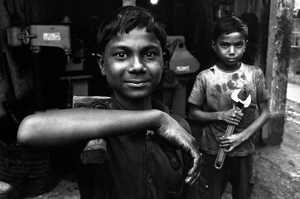 эксплуатация детского труда. детский труд в современном мире. эксплуатация детского труда. тяжелый детский труд. эксплуатация детского труда.