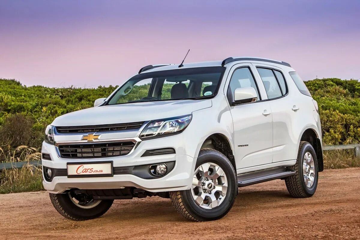 Высокие иномарки. Chevrolet trailblazer 2019. Chevrolet trailblazer 2022. Chevrolet trailblazer 2. Chevrolet trailblazer 2018.