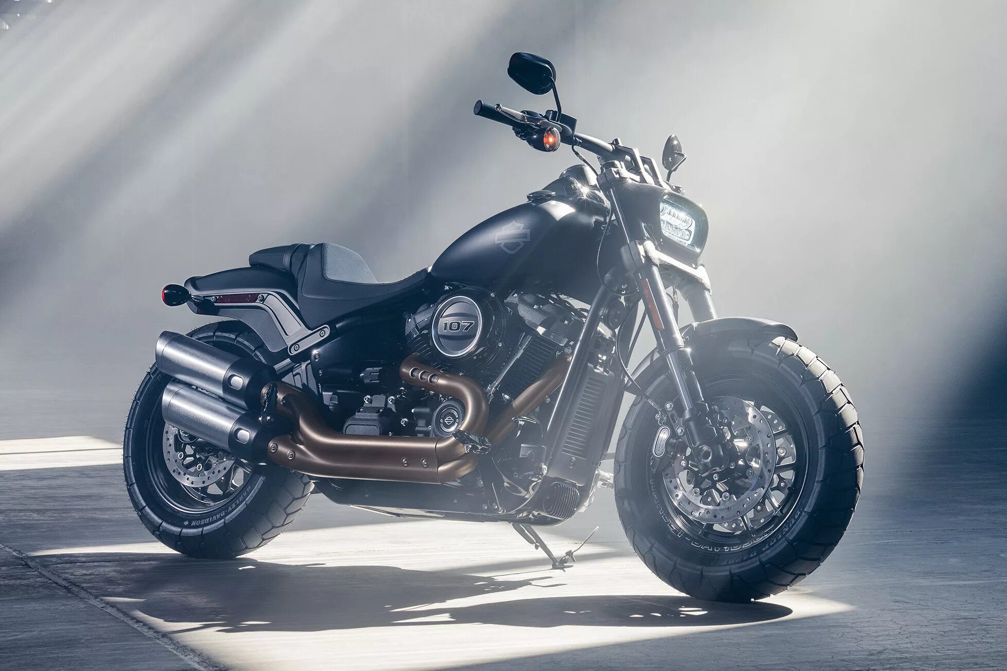 Харлей боб. Харлей дэвидсон fat bob. harley davidson fat bob 2025. мотоцикл харлей дэвидсон фэт боб. harley davidson fat bob 2025.