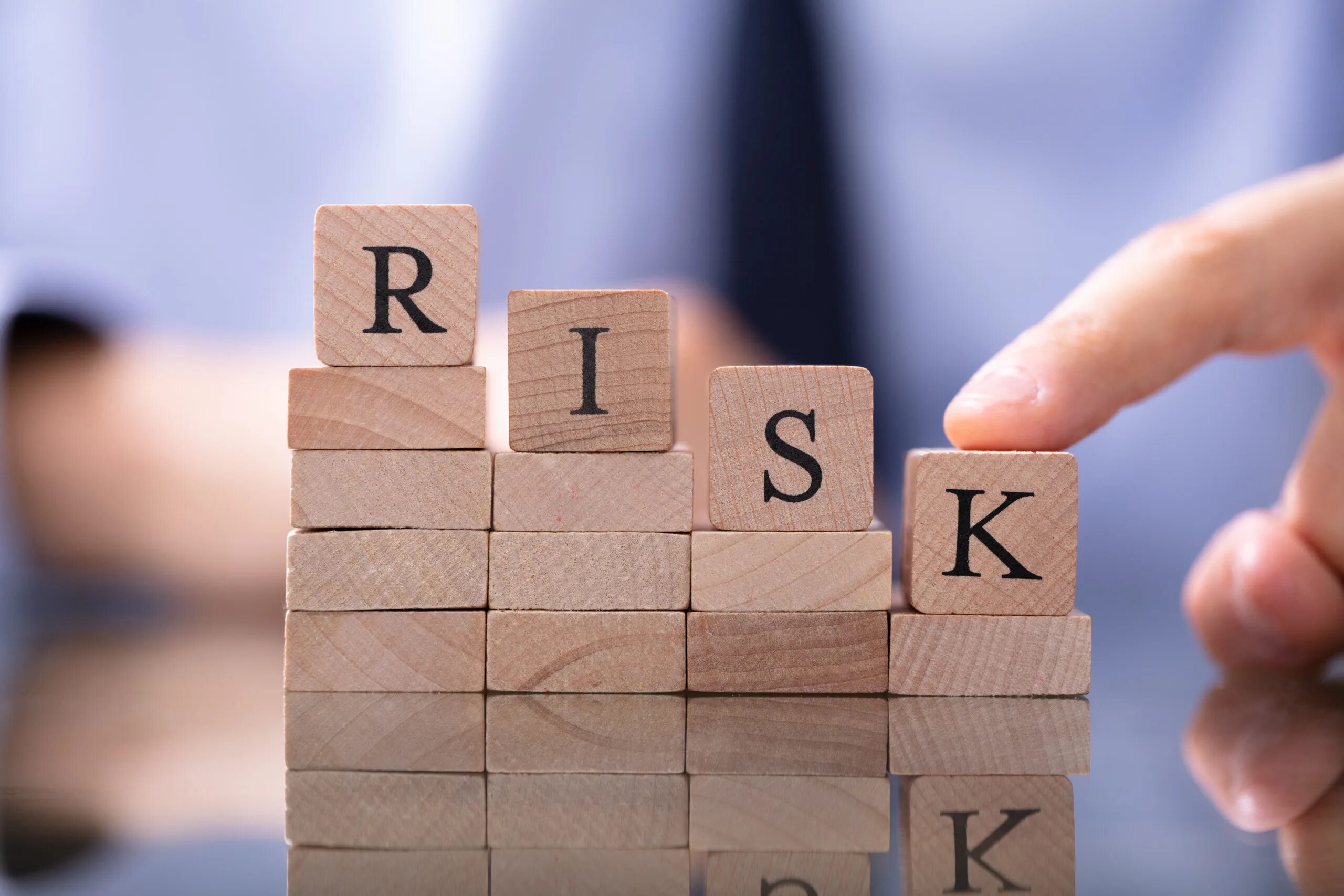 Риски бизнеса картинки. Финансовые риски картинки. Риск фото. Риски фото для презентации.
