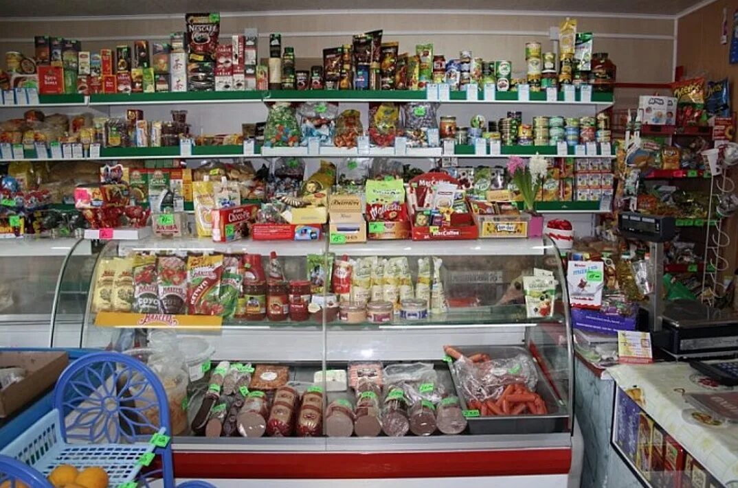 Небольшой продуктовый магазин. Магазин продуктов в говорило. Маленький продуктовый магазин. Продуктовый магазин. Магазин продуктов в говорило.