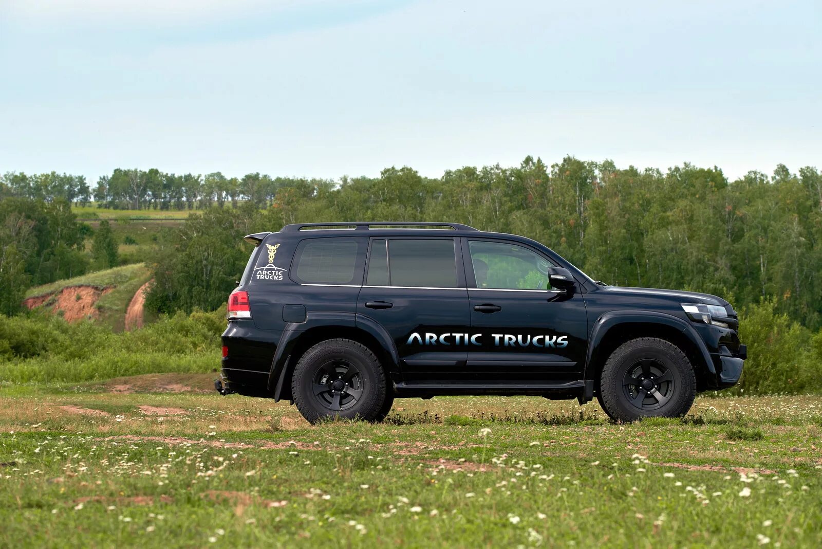Land cruiser 300 arctic trucks. Toyota land cruiser arctic trucks at37. Hilux arctic trucks. Toyota land cruiser prado 150 arctic trucks. Тойота ленд крузер 200 арктик.