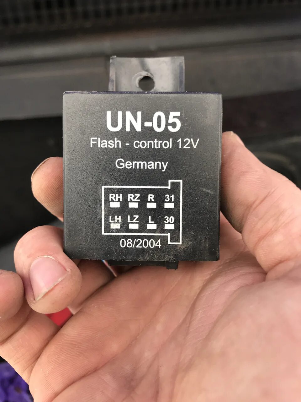 Controller 12v. Un-05 Flash Control 12v. Реле Controls 12shsnp7. Control +12v. Тагер реле разгрузки.