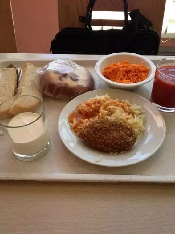 Столовых ни у кого нет в москве