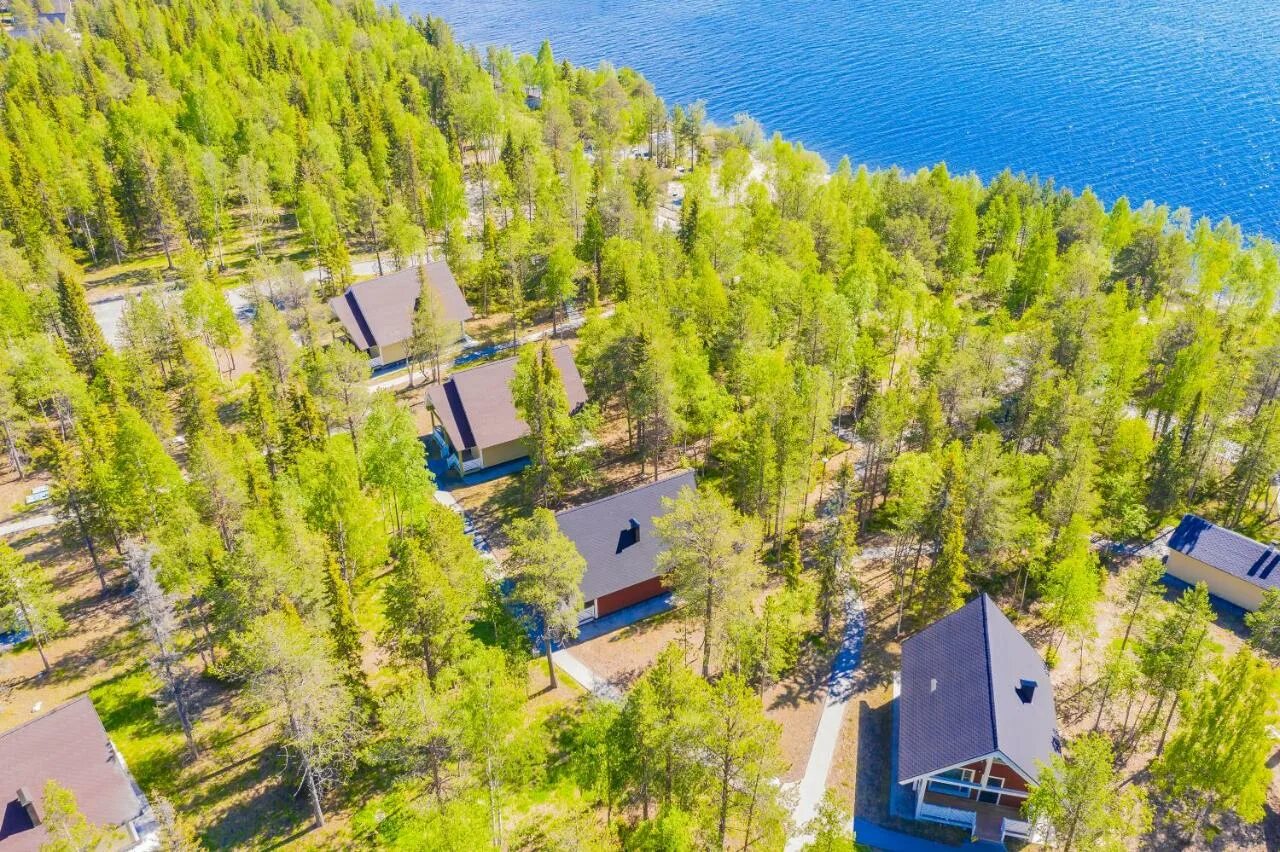 Поселок лопарская мурманская область. Турбазы мурманской. Турбаза мурманская область голубая бухта. Турбаза оленье мурманка. Турбазы мурманской.