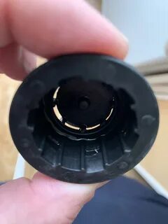 Как разобрать крышку бачка