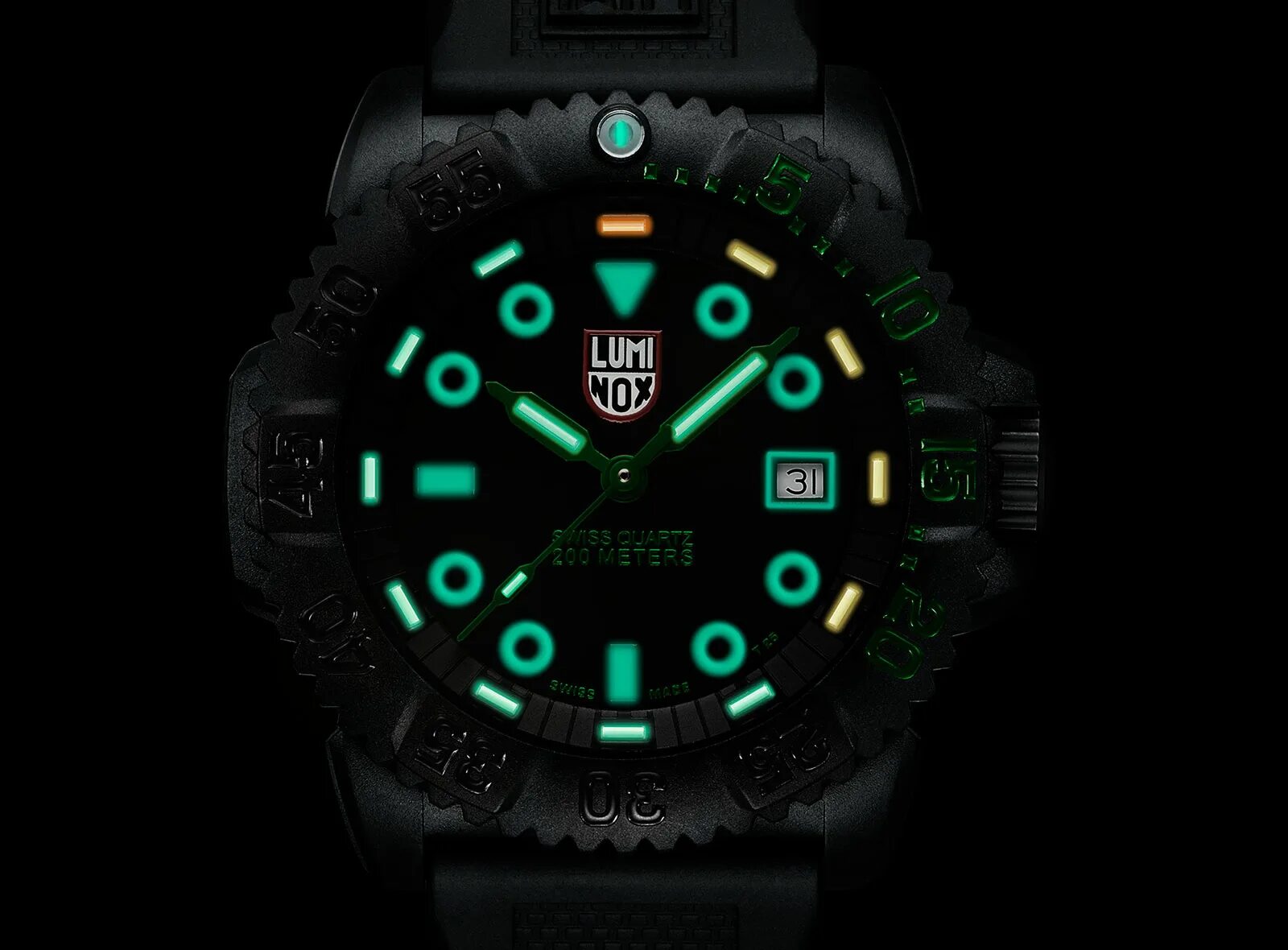 Guns watch. Часы Luminox зелёные. Luminox 1923. Часы Люминокс черно зеленые.