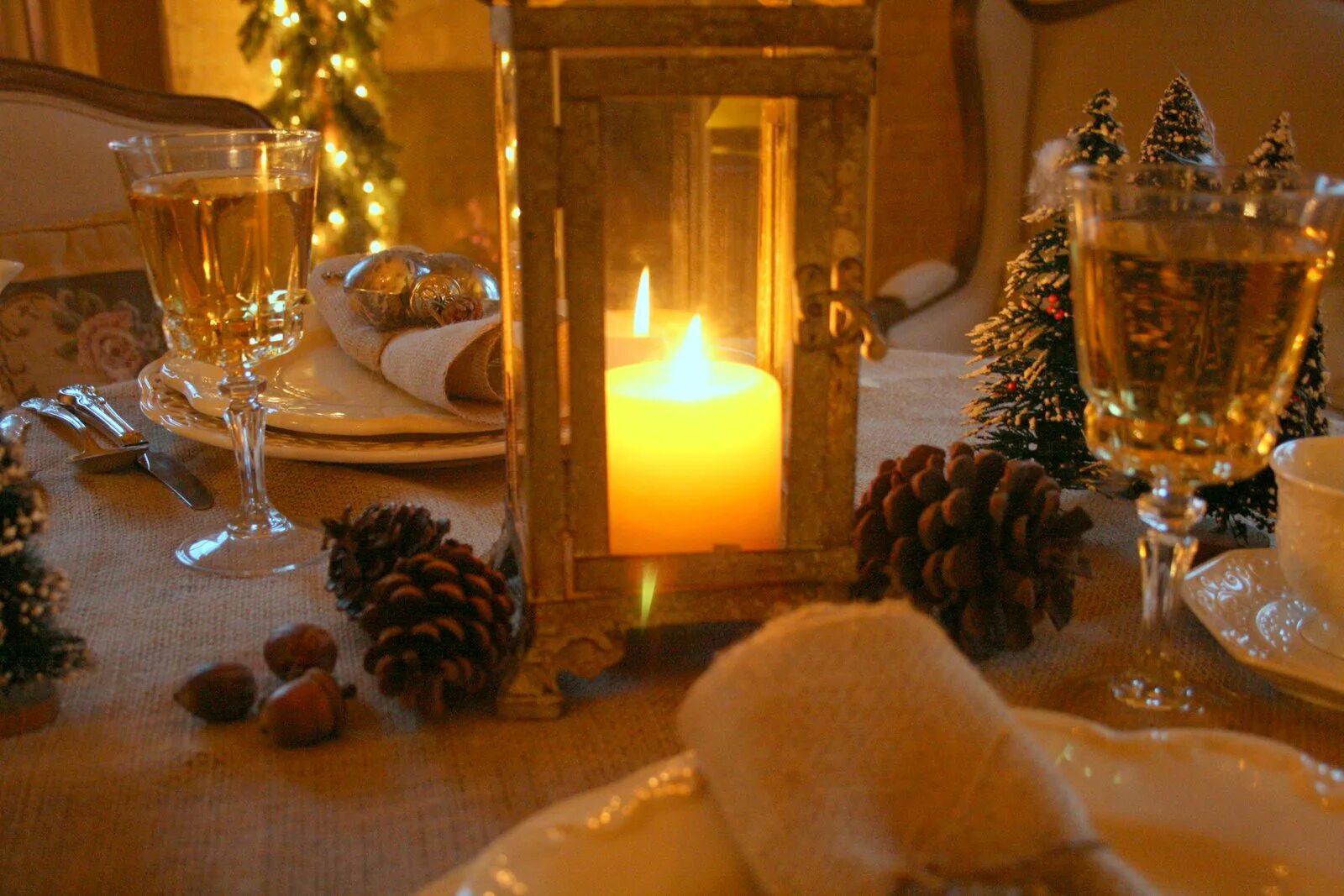 Старые новогодние натюрморты. В преддверии старого нового года. Открытки со старым новым годом красивые. В преддверии старого нового года. Поздравление со старым новым годом.