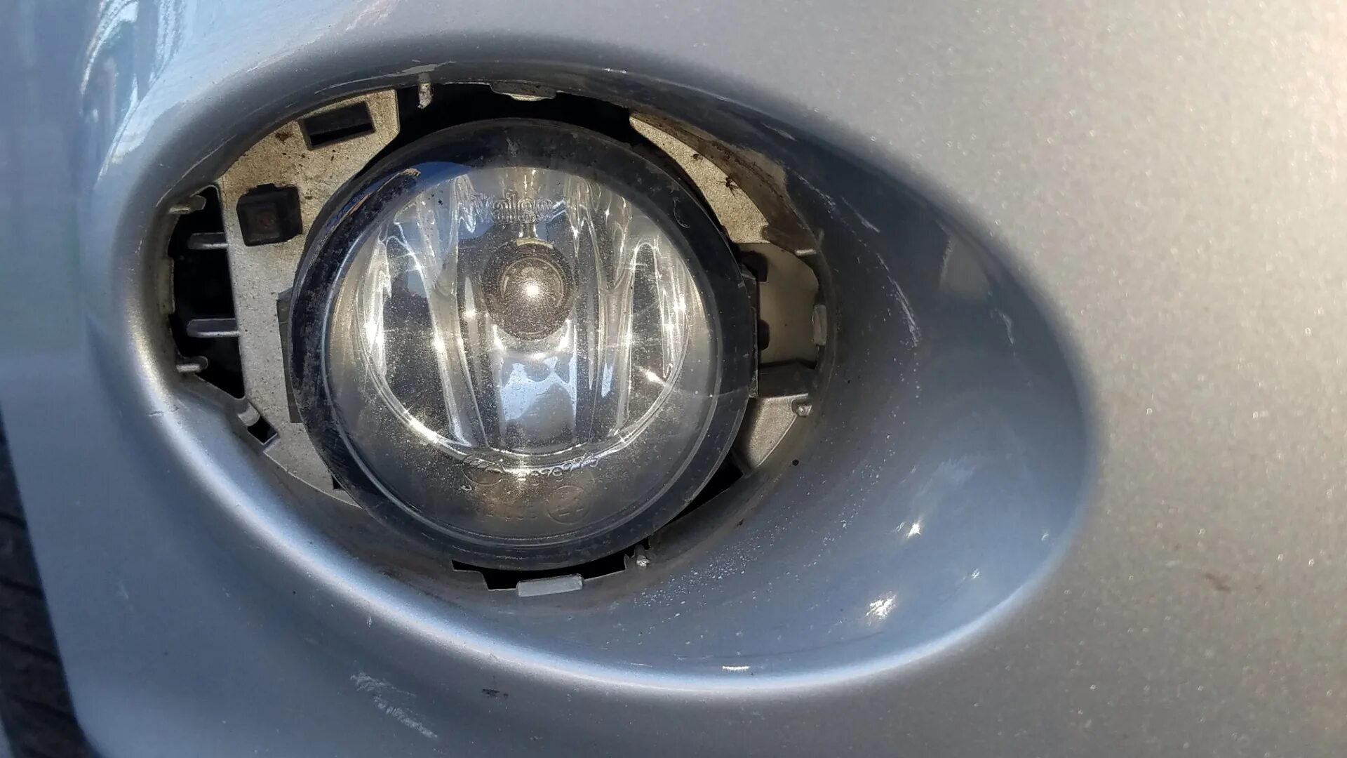Замена ПТФ на линзовые Valeo LED Fogstar. - Ford Focus III Wagon, 2 л, 2013 года