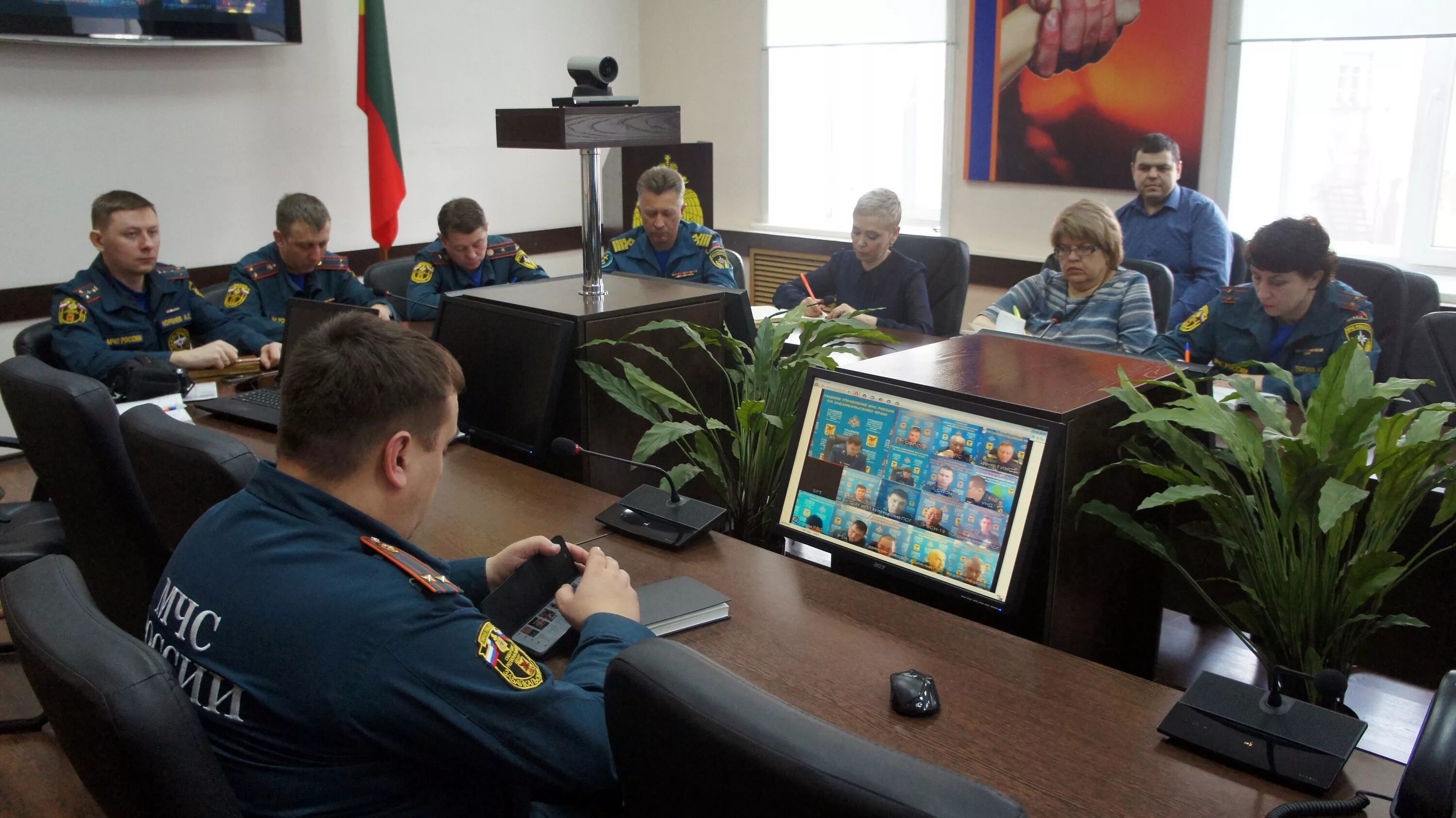 Начальник главного управления мчс россии по забайкальскому краю. Басов мчс забайкальский край. Управление мчс рф. Гу мчс россии по забайкальскому краю. Главное управление мчс по забайкальскому краю.