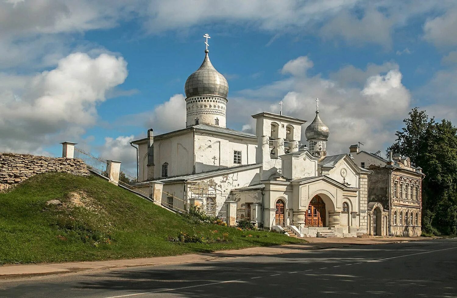 Церковь Варлаама Хутынского (Псков).