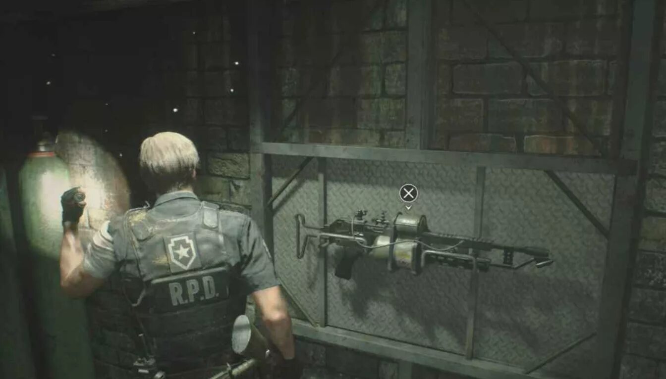 Resident evil 2 remake где. Резидент ивел 2 оружие. оружие резидент ивел 2 ремейк. оружейный ящик resident evil 2 remake. resident evil 4 remake оружие.