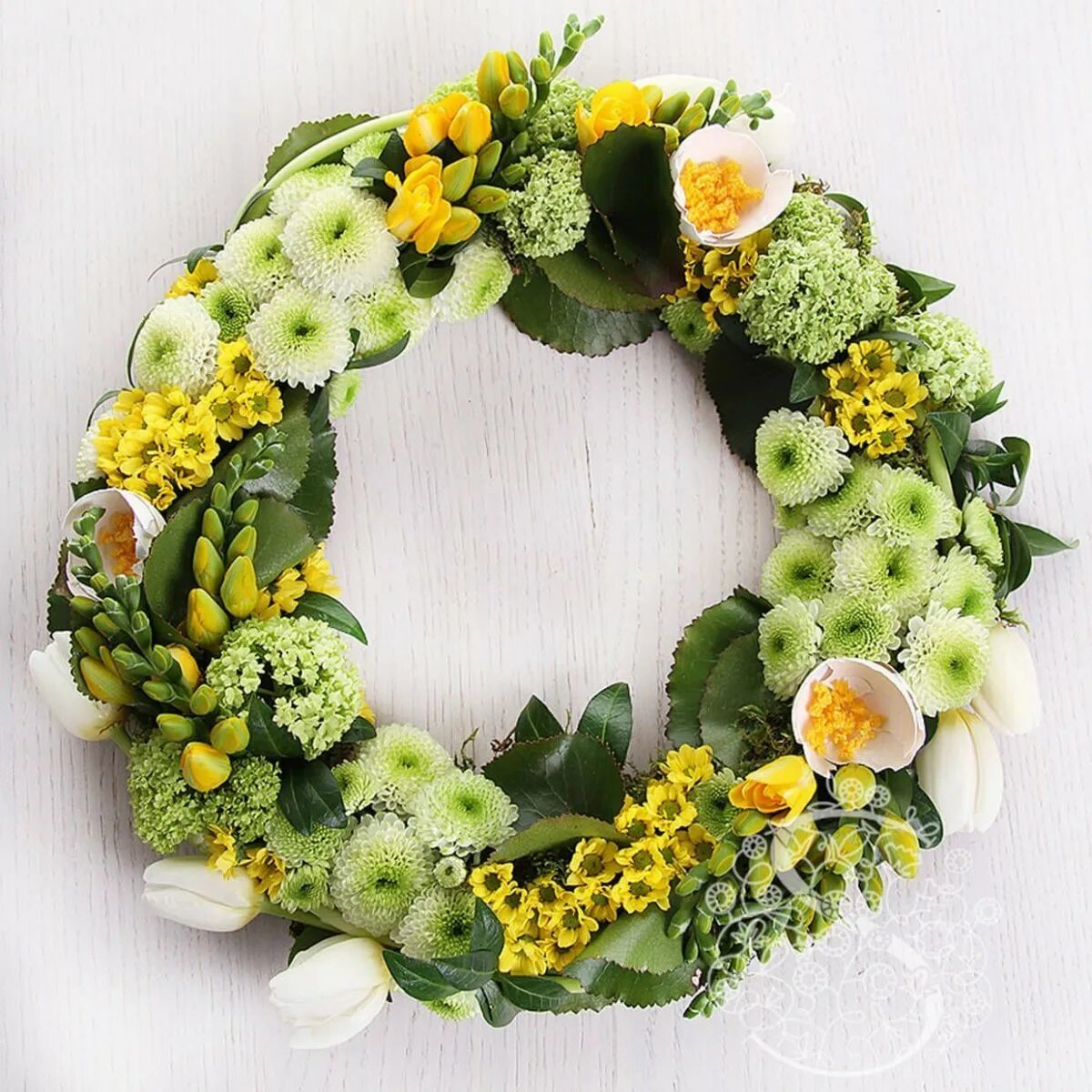 Венок из цветов. Венок erbis w0190040. Статица венок. Венки флористические. Траурный венок.