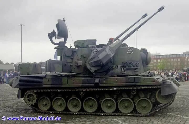 Gepard hss. Зсу гепард 1а2. сау gepard. гепард германская зсу. гепард гаубица.