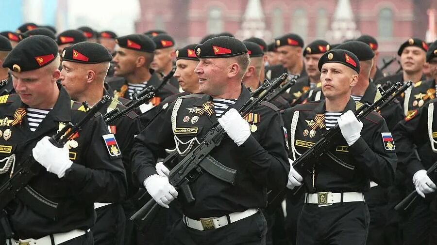 группа черные береты калининград. группа черные береты балтийск. морской пехотинец вмф рф. группа морской пехоты черные береты. концертная группа черные береты морской пехоты.