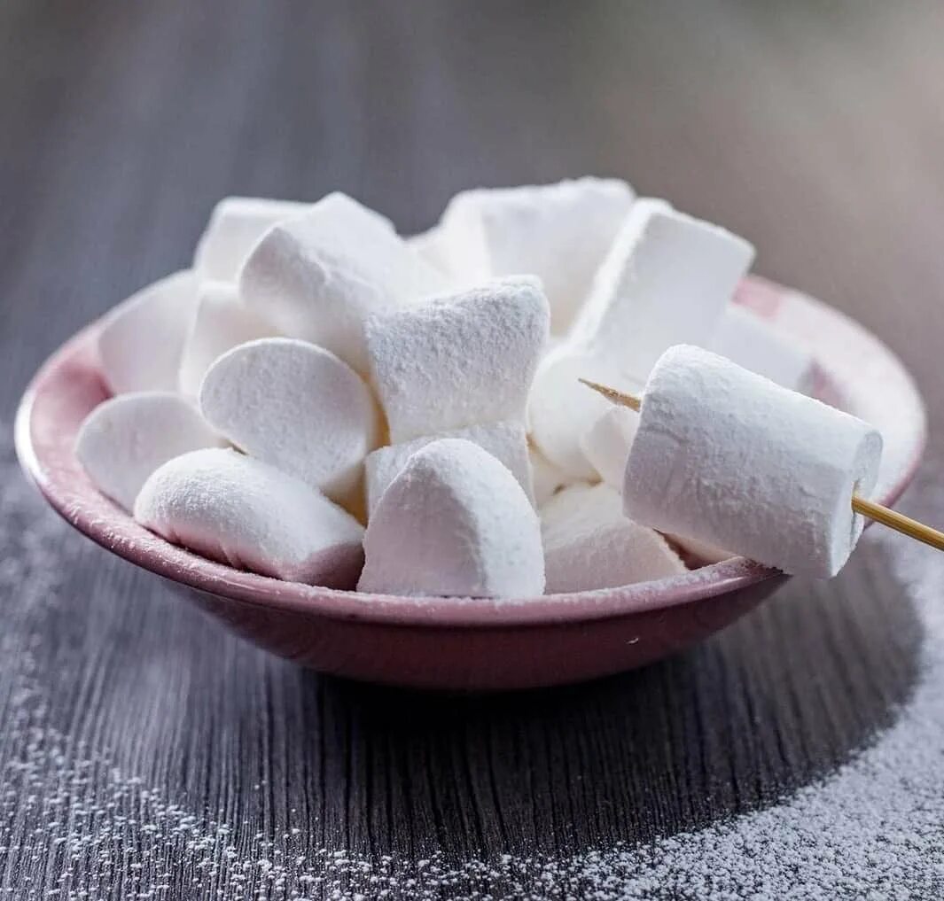 читать маршмеллоу. маленькие зефирки маршмеллоу. читать маршмеллоу. читать маршмеллоу. воздушный зефир маршмеллоу.