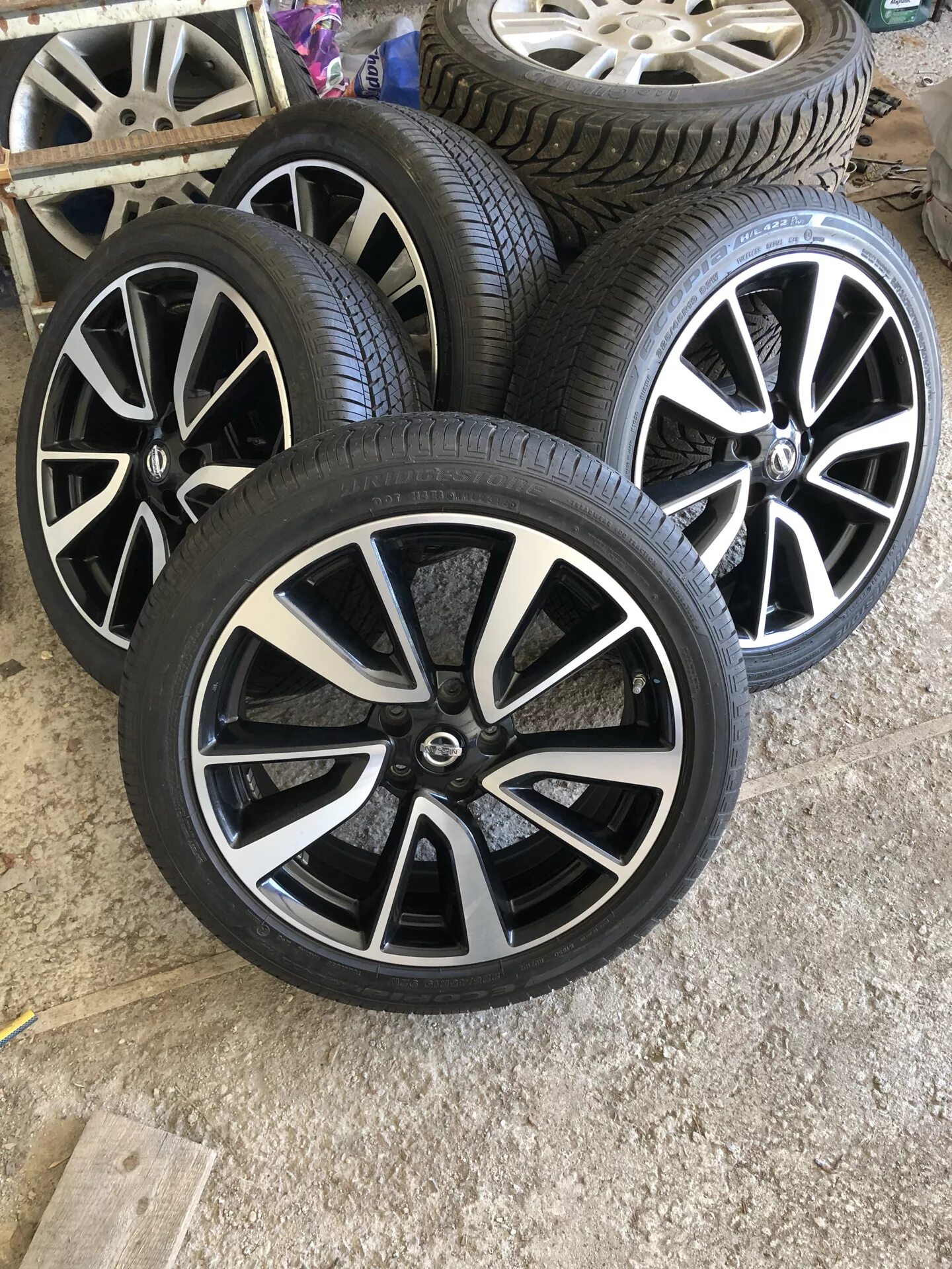 Комплект колес r19 Nissan j11. Nissan Qashqai диски r19. Диски r19 Кашкай. Nissan Qashqai j11 r19. Куплю r19 б у