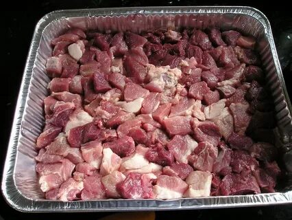 Мясо кусочками свинины приготовить