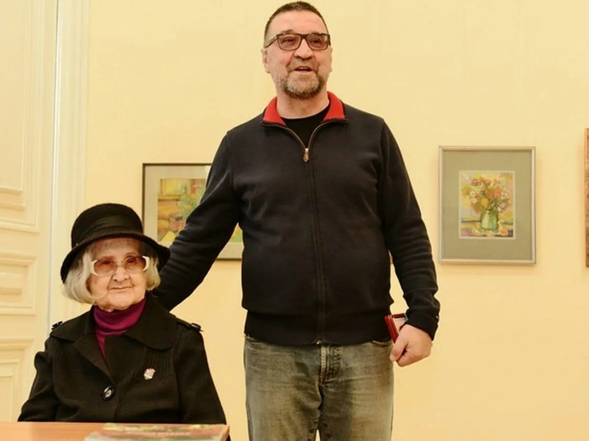 Марьяна полтева и юрий шевчук. Шевчук семья. Дети шевчука фото. Юрий юлианович шевчук с сыном. Юрий юлианович шевчук.