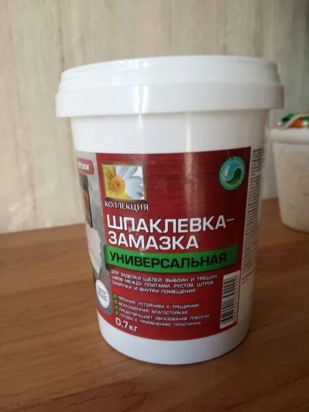 Шпаклевка для окон наружная. Шпатель для замазки оконных рам. Шпатлевка для дерева суперпластичная. Шпатлевка финиш. Шпатлёвка по дереву для наружных.