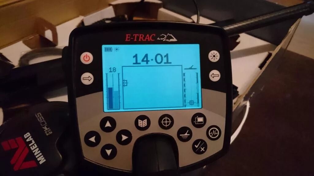 Металлоискатель Minelab e-Trac. Минелаб етрак. Минелаб е трак эксплорер. Минелаб е трак минелаб е трак. Rus track