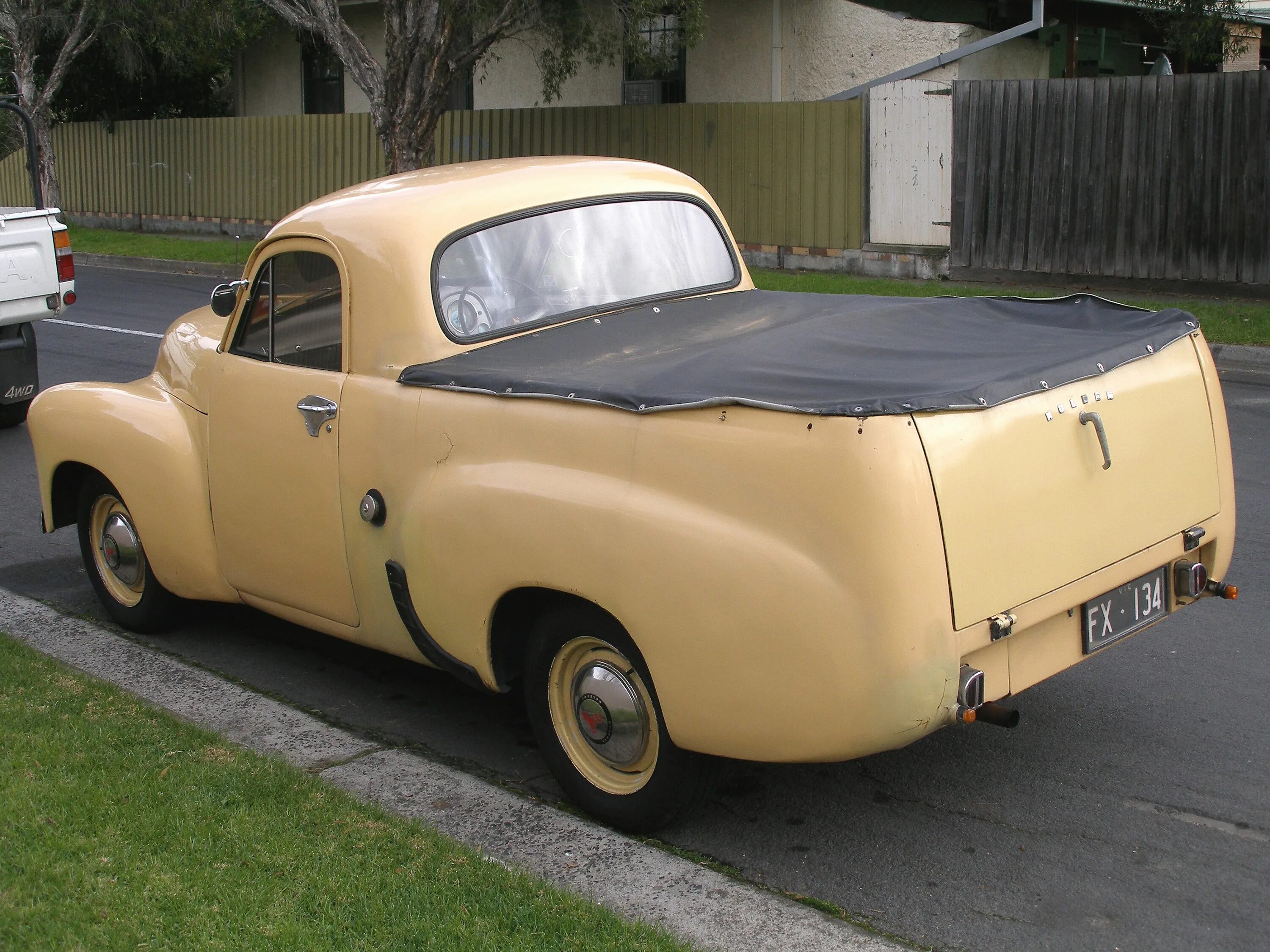 Ford ute 1953. Автомобиль Холден 50 60 годов. Ute ретро. Holden Australia. 1951 1953