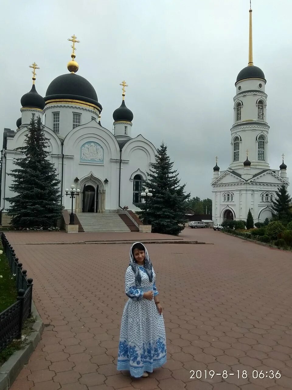 Сайт тихонов задонский монастырь. Задонский Свято-Тихоновский Преображенский монастырь. Задонск женский монастырь. Свято-Тихоновский Преображенский женский монастырь г Задонск. Женский храм в Задонске.