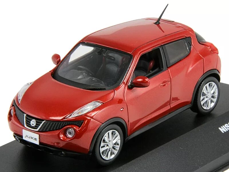 NEW NISSAN LEAF - Nissan Nordic Europe Oy-g