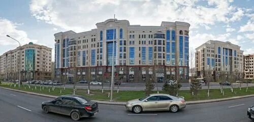 Жк мангилик астана. Арка мангилик ел монумент. Триумфальная арка астана. Триумфальная арка мангилик ел астана казахстан. Ул мангилик ел.