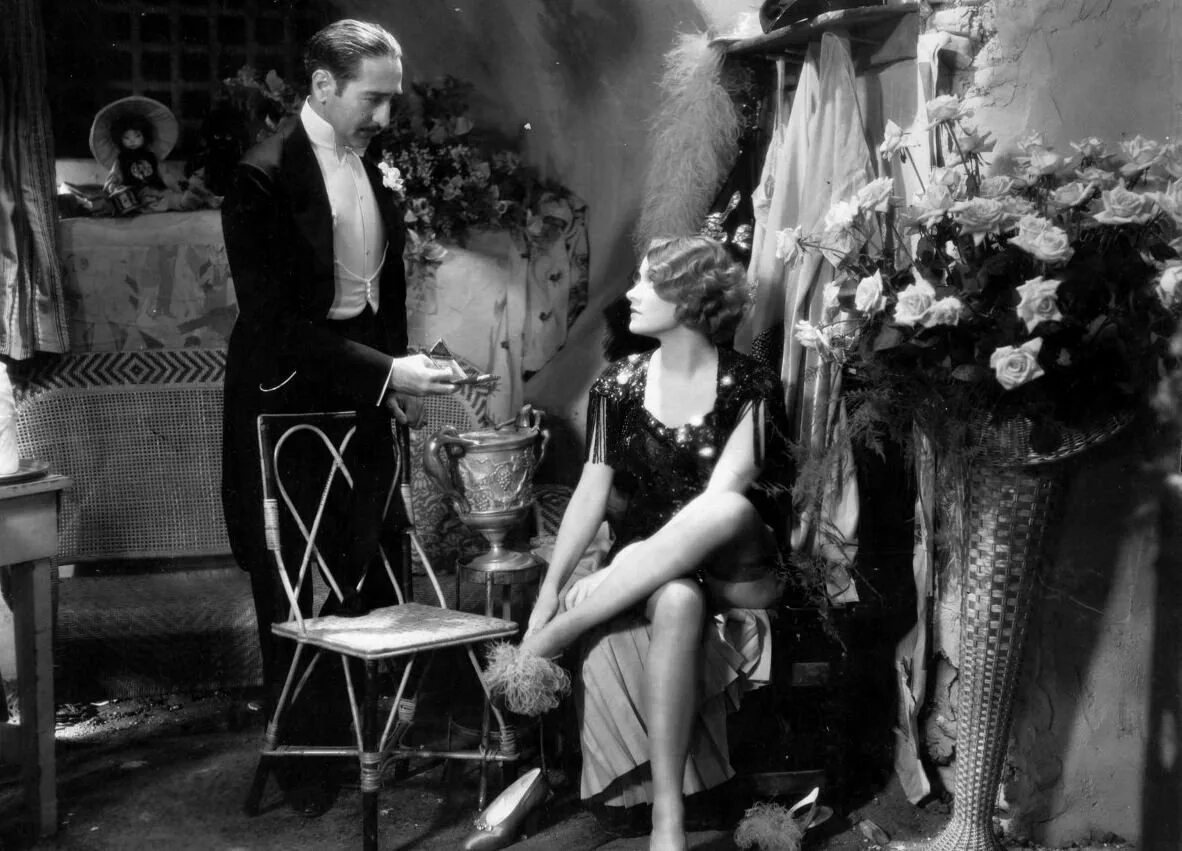 Марокко 1930. Марлен дитрих в фильме вертинский. Марлен дитрих 1930. Марокко фильм 1930. Марлен дитрих марокко.