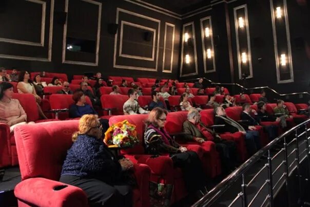Триумф кинотеатр на завтра. Кинотеатр триумф пермь. синема парк триумф залы.