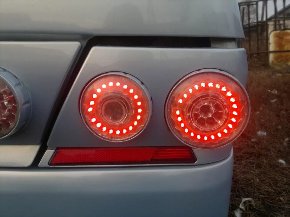 Замена задних фонарей - Lada 2115, 1,6 л, 2011 года тюнинг DRIVE2