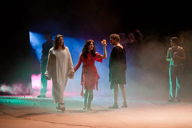 Спектакль иисус суперзвезда состав на ближайший христос. Иисус суперзвезда состав. Иисус христос суперзвезда театр моссовета. Иисус христос суперзвезда театр моссовета. Иисус суперзвезда состав.