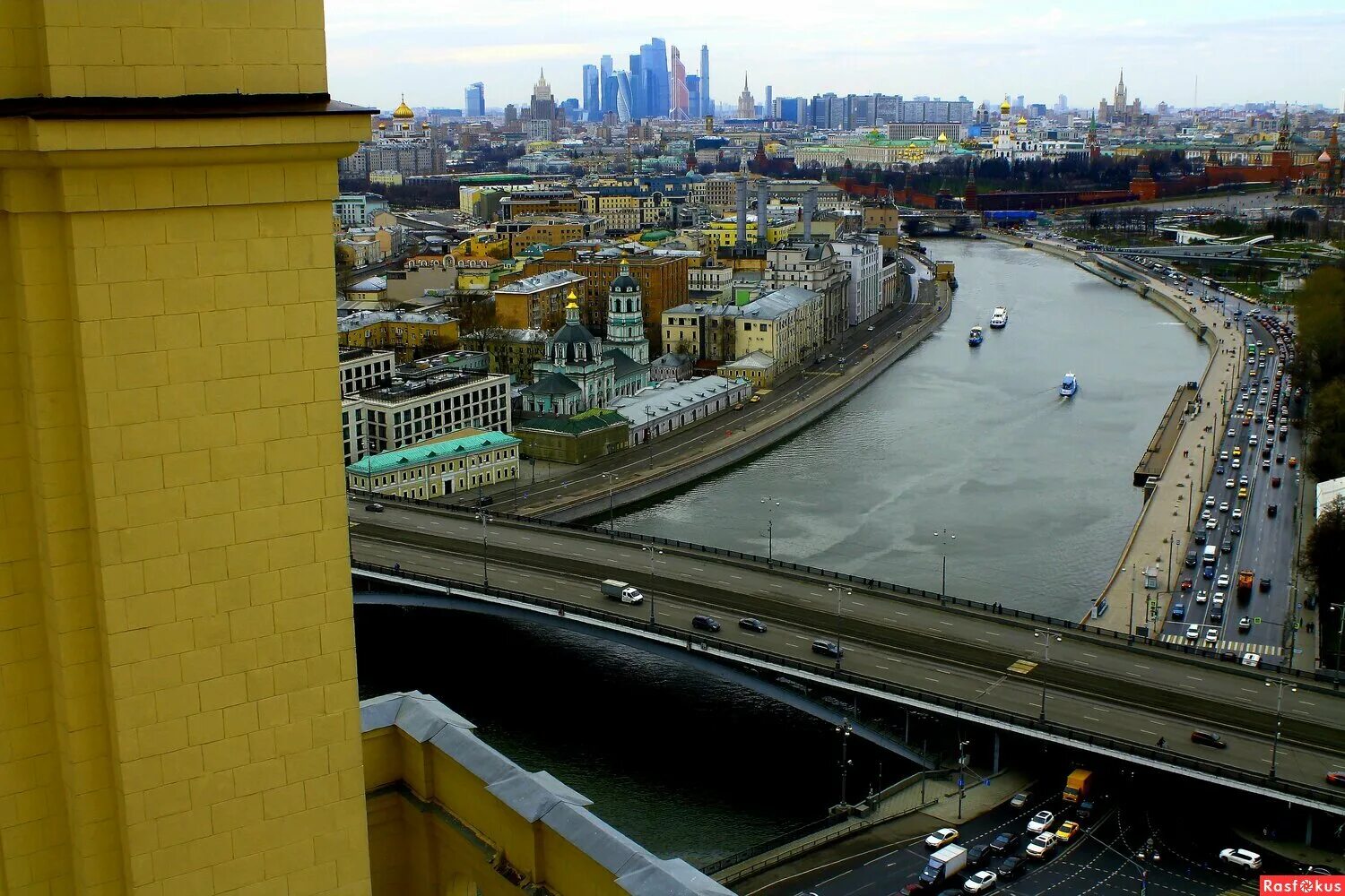 московская набережная 1. набережная тараса шевченко 1.