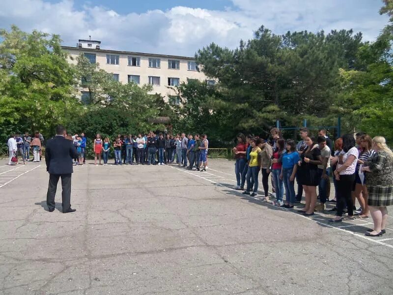 туристический колледж в евпатории. амбулатория исмаил бея. еит евпаторийский индустриальный техникум. евпаторийский строительных технологий. евпаторийский строительных технологий.