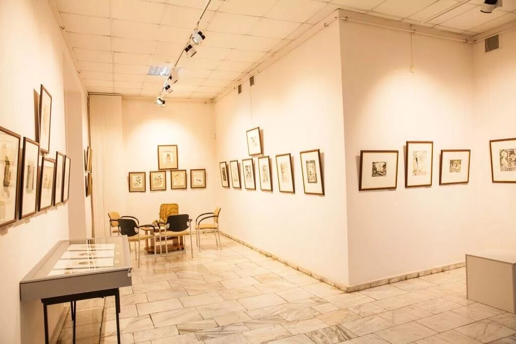 художественная галерея красноярск на красноярском рабочем выставки. картинные галереи красноярска. красноярск музеи и выставки. третьяковская художественная галерея. музей имени сурикова красноярск.