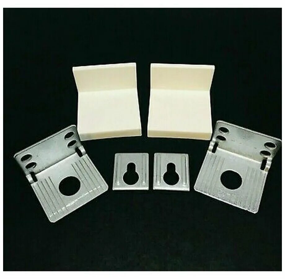 комплект из двух штук. держатель для мусорных пакетов. комплект разделителей для холстов малевич 2 шт. уголок крепежный ikea. коврик-ухватка.