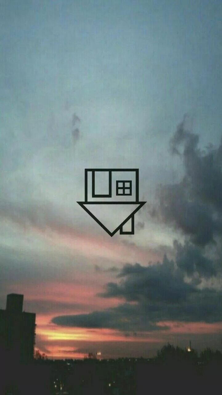The neighbourhood you get me so high. Группа the neighbourhood альбомы. Логотип группы the neighbourhood. The neighbourhood обложка. Нейбы the neighbourhood.