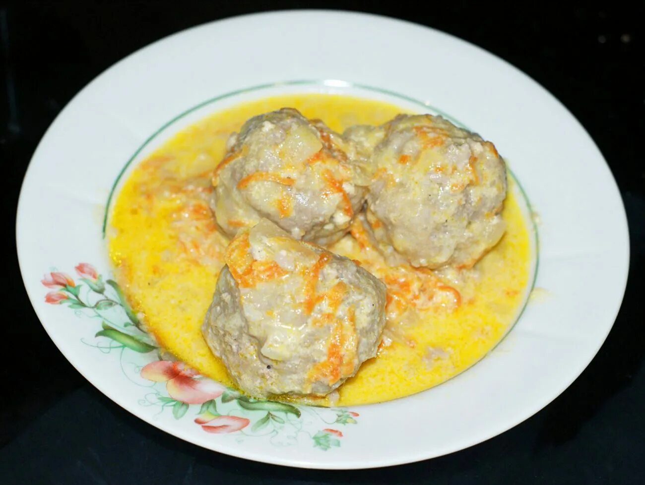 тефтели в сливочном соусе. ёжики из фарша с рисом и сметаной. ежики с рисом и сметаной. ежики с рисом и сметаной. тефтели в томатно-сметанном соусе.