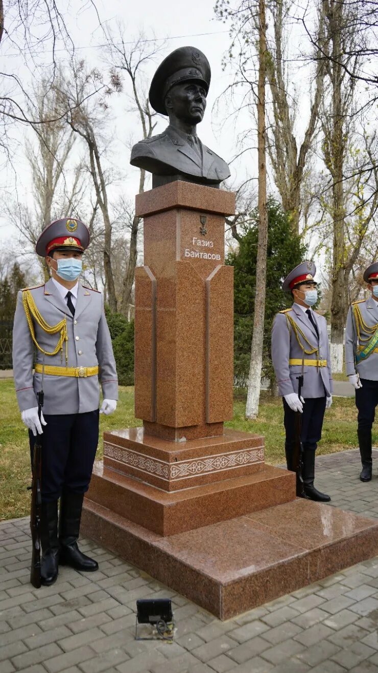 Газиз абдибекович байтасов. Газиз крут. Ғазиз байтасов. Кильмухамедова газиза. Газиз абдибекович байтасов.